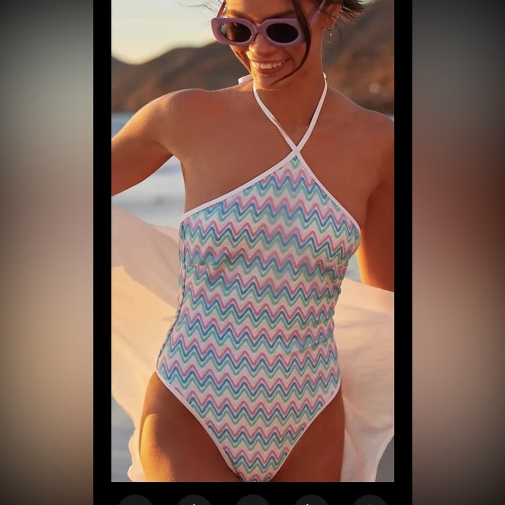 Anthropologie L SPACE Mirabella One-Piece Swimsuit Size Small